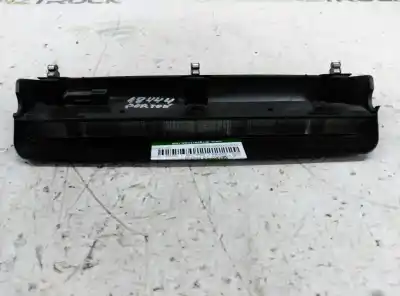 Peça sobressalente para automóvel em segunda mão farolim de travão central por opel corsa c blue line referências oem iam 09114502