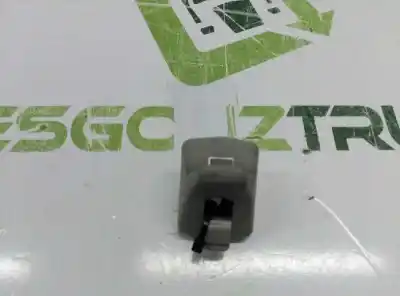 Peça sobressalente para automóvel em segunda mão suporte por ford focus sportbreak (cap) trend referências oem iam 