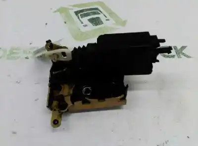 Pièce détachée automobile d'occasion serrure de porte avant droite pour peugeot 205 berlina 1.4 generation références oem iam 9136a1