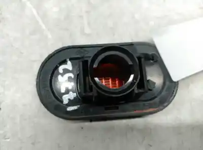 Second-hand car spare part right side light for nissan primastar autobús (x83) dci 140 oem iam references 7700847333  