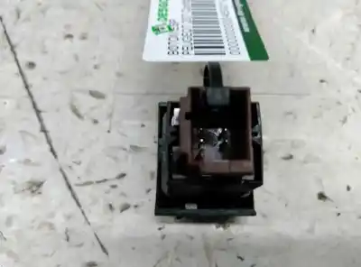 Peça sobressalente para automóvel em segunda mão botão esp por peugeot 207 confort referências oem iam 96522785xt  