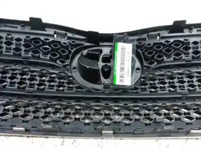 Second-hand car spare part front grille for toyota corolla (_e12_) 2.0 d-4d (cde120_) oem iam references   