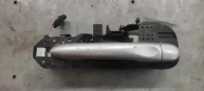 Second-hand car spare part exterior right front door handle for renault megane iii berlina 5 p dynamique oem iam references 806060042r