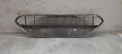 Peça sobressalente para automóvel em segunda mão grelha de pára choques central por ford focus lim. (cb4) 1.4 16v cat referências oem iam 8m5117k945afw  