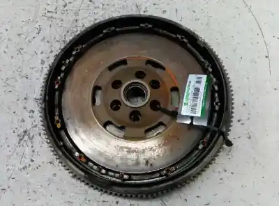 Piesă de schimb auto la mâna a doua VOLANTA MOTORULUI pentru VOLKSWAGEN GOLF IV BERLINA (1J1)  Referințe OEM IAM   