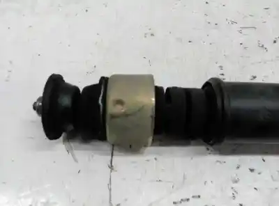 Second-hand car spare part right rear shock absorber for renault clio ii fase ii (b/cb0) authentique oem iam references   