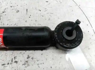 Second-hand car spare part right rear shock absorber for renault clio ii fase ii (b/cb0) authentique oem iam references   