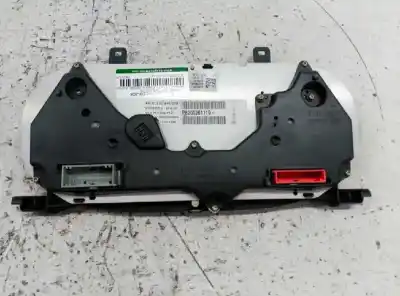 Second-hand car spare part dashboard for renault clio ii fase ii (b/cb0) authentique oem iam references p8200261119  