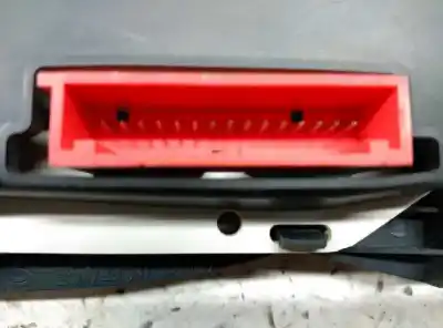 Second-hand car spare part dashboard for renault clio ii fase ii (b/cb0) authentique oem iam references p8200261119  