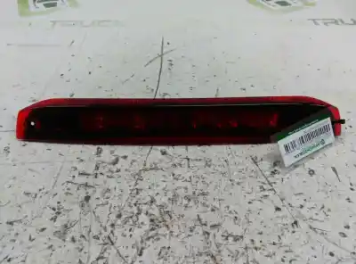 Peça sobressalente para automóvel em segunda mão farolim de travão central por ford focus berlina (cap) ambiente (d) referências oem iam 