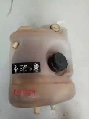 Second-hand car spare part coolant expansion tank for renault magnum ab diesel oem iam references 5010619109