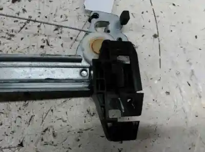 Second-hand car spare part driver left window regulator for citroen c3 1.4 oem iam references 401786a7  