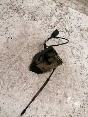 Peça sobressalente para automóvel em segunda mão fechadura da porta traseira esquerda por renault scenic ii confort authentique referências oem iam 