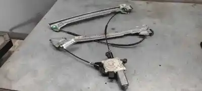 Peça sobressalente para automóvel em segunda mão elevador de vidros dianteiro direito por mercedes-benz vito (w639) basic, combi 109 cdi compacto (639.601) referências oem iam a6397200546