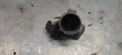 Автозапчасти б/у бабочка коробка за audi a4 b5 avant (8d5) 2.5 tdi ссылки oem iam 8d0145950b  