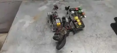 Автозапчасти б/у блок реле/предохранителей за opel corsa c club ссылки oem iam 13109962  