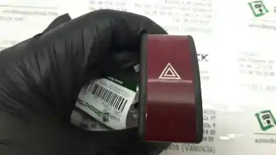 Second-hand car spare part HAZARD WARNING LIGHTS for OPEL CORSA C  OEM IAM references 0524119  