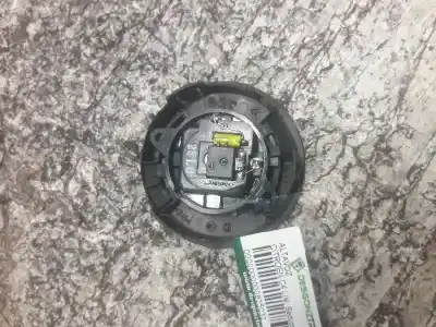 Second-hand car spare part speaker for citroen c4 lim. seduction oem iam references 1197000  2 pins