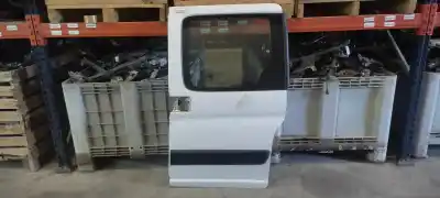 Pezzo di ricambio per auto di seconda mano porta laterale scorrevole sinistra per peugeot partner (s2) combi plus riferimenti oem iam 