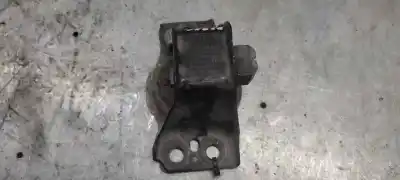 Second-hand car spare part engine support for renault scenic ii confort authentique oem iam references 8200592642