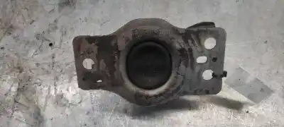 Second-hand car spare part engine support for renault scenic ii confort authentique oem iam references 8200592642  