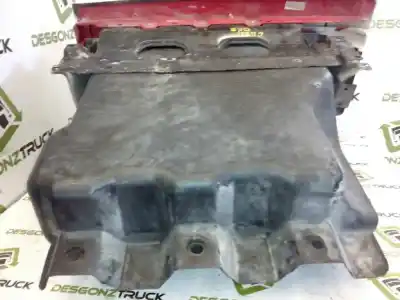 Pezzo di ricambio per auto di seconda mano modanatura posteriore per iveco stralis (ad/at) fsa at t / fp - lt 4x2 larga distancia riferimenti oem iam 504008525  504006982