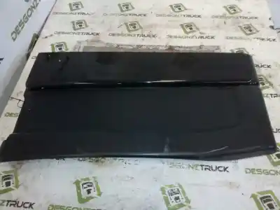 Pezzo di ricambio per auto di seconda mano modanatura posteriore per iveco stralis (as) fg /fp  4x2 gran espacio riferimenti oem iam 504022499 Pezzo di ricambio per auto di seconda mano modanatura posteriore per iveco stralis (as) fg /fp  4x2 gran espacio riferimenti oem iam 504022499