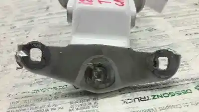 Second-hand car spare part hinge for opel vivaro combi 2.7t corto oem iam references   