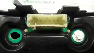 Peça sobressalente para automóvel em segunda mão quadrante por opel corsa c 1.2 16v cat (z 12 xe / lw4) referências oem iam 13117946cd  