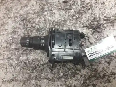 Peça sobressalente para automóvel em segunda mão comutador de piscas  por renault scenic ii confort authentique referências oem iam 