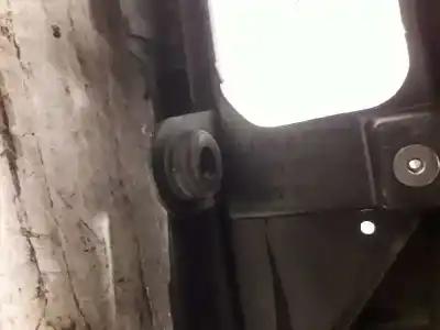 Second-hand car spare part front panel for renault trafic combi (ab 4.01) 6 - plazas acristalado parcial combi corto oem iam references 8200411918e  