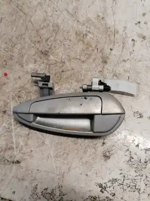 Peça sobressalente para automóvel em segunda mão puxador exterior traseiro esquerdo por fiat linea (110) activa (110.0/111.0) referências oem iam 