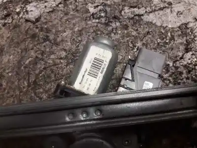 Second-hand car spare part driver left window regulator for citroen c3 1.4 hdi exclusive oem iam references 400619f  6 pins