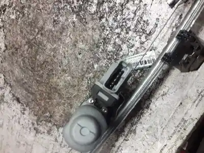 Second-hand car spare part driver left window regulator for citroen c3 1.4 hdi exclusive oem iam references 400619f  6 pins