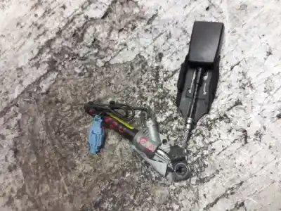 Second-hand car spare part right airbag tensioner for citroen c3 1.4 hdi exclusive oem iam references 9639873877  2 cables