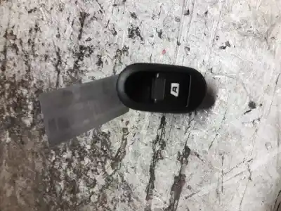 Tweedehands auto-onderdeel schakelaar rechts voor ruit voor citroen c3 1.4 hdi exclusive oem iam-referenties 96401469xt