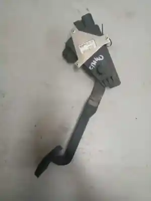 Second-hand car spare part accelerator pedal for renault midlum 4.2 diesel oem iam references 5010480743  9650500010