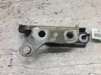 Tweedehands auto-onderdeel linker voorste motorkapscharnier voor volkswagen polo (9n1) conceptline oem iam-referenties 6q0823302b