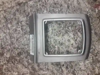 Peça sobressalente para automóvel em segunda mão forra da alavanca de velocidades por ford focus lim. (cb4) titanium referências oem iam 4m51a044h83ad