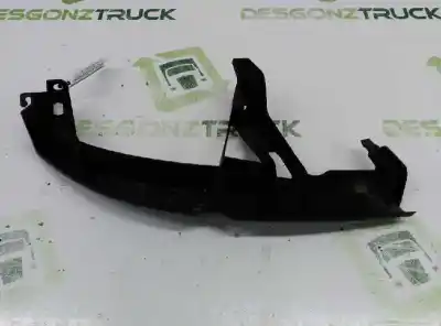 Second-hand car spare part left headlight support for renault scenic ii authentique oem iam references 8200183741  