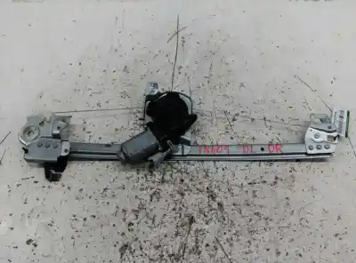 Peça sobressalente para automóvel em segunda mão elevador de vidros dianteiro direito por citroen c3 1.4 referências oem iam 