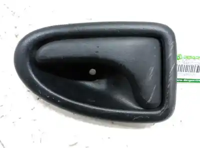 Peça sobressalente para automóvel em segunda mão puxador interior traseiro direito por renault trafic combi (ab 4.01) passenger authentique combi corto referências oem iam 7700432707