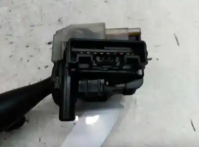 Pezzo di ricambio per auto di seconda mano comando pulito per toyota corolla (_e12_) 2.0 d-4d (cde120_) riferimenti oem iam 02290  