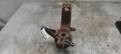 Second-hand car spare part front left knuckle for renault scenic ii authentique oem iam references   