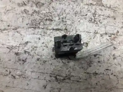 Second-hand car spare part switch for audi a3 (8l) 1.8 20v turbo oem iam references 8l0941503a  