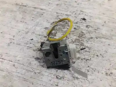 Second-hand car spare part FRONT RIGHT DOOR LOCK for AUDI A3 (8L)  OEM IAM references 8L1837016A  