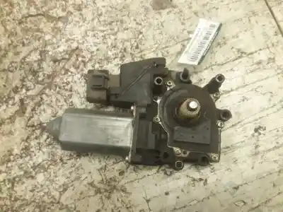 Pièce détachée automobile d'occasion Moteur Lève Vitre Avant Droit pour AUDI A4 BERLINA (B5) 1.6 101 CV / 74 KW Références OEM IAM 119024113 8 PINS 0536001402