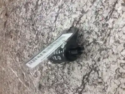 Second-hand car spare part interior light for bmw serie 7 (e65/e66) 730d oem iam references 8377308  2 pins