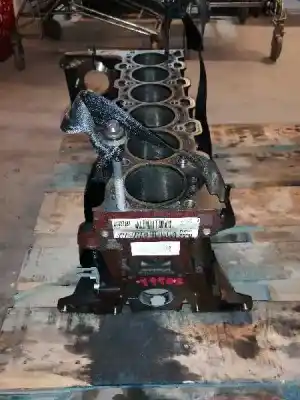 Second-hand car spare part block for bmw serie 7 (e65/e66) 730d oem iam references 306d2  m57n2306d2