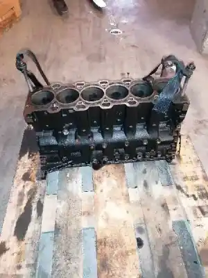 Second-hand car spare part block for bmw serie 7 (e65/e66) 730d oem iam references 306d2  m57n2306d2